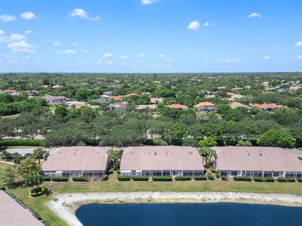 7342 NW 62nd Ter, Parkland FL 33067
