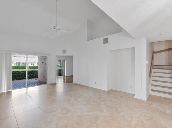 7342 NW 62nd Ter, Parkland FL 33067