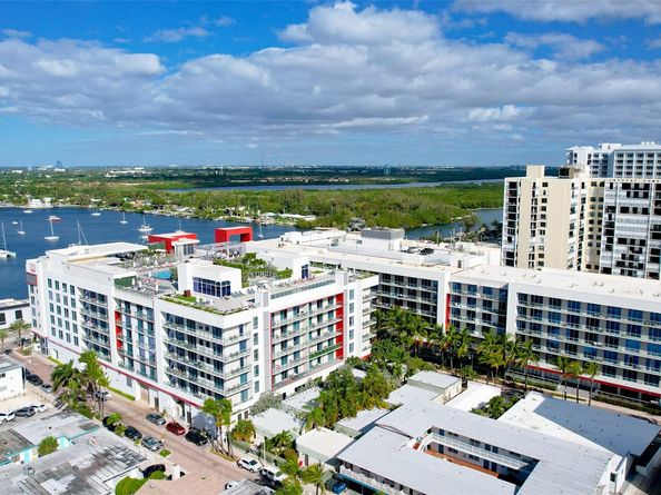 777 N Ocean Dr S303, Hollywood FL 33019