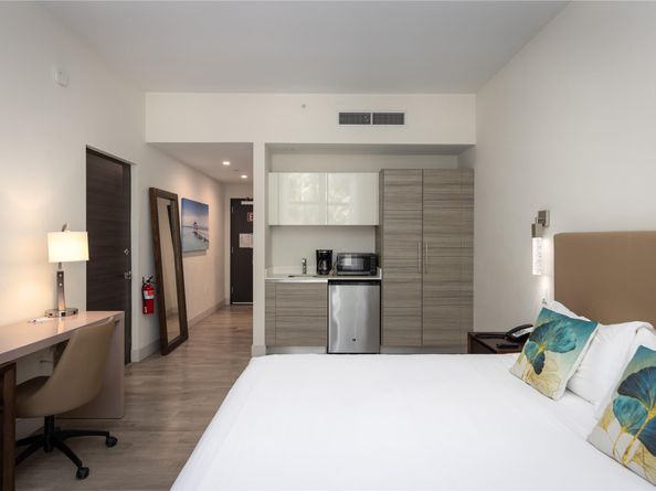 777 N Ocean Dr S303, Hollywood FL 33019