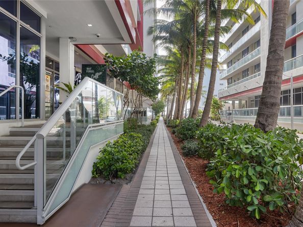 777 N Ocean Dr S303, Hollywood FL 33019