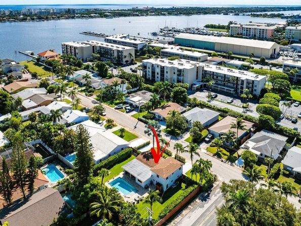 92 18th Avenue S, Lake Worth Beach FL 33460