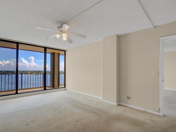 132 Lakeshore Drive 1117, North Palm Beach FL 33408
