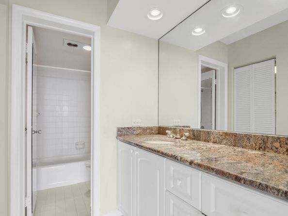 132 Lakeshore Drive 1117, North Palm Beach FL 33408