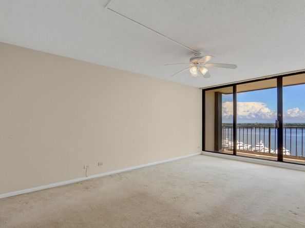 132 Lakeshore Drive 1117, North Palm Beach FL 33408
