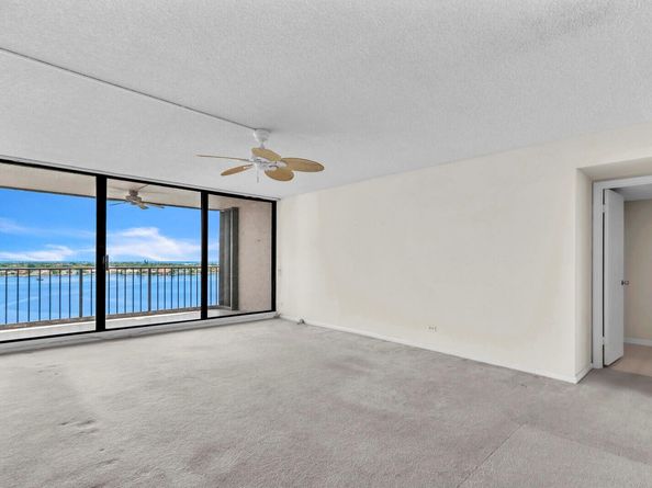 132 Lakeshore Drive 1117, North Palm Beach FL 33408