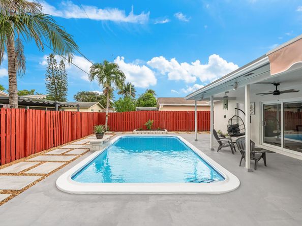 9511 NW 21st Mnr, Sunrise FL 33322