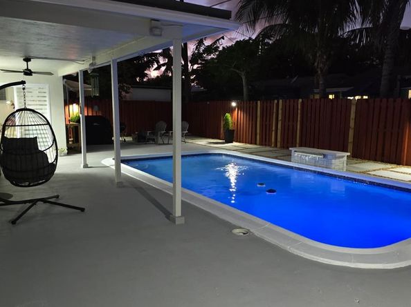 9511 NW 21st Mnr, Sunrise FL 33322