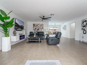 9511 NW 21st Mnr, Sunrise FL 33322