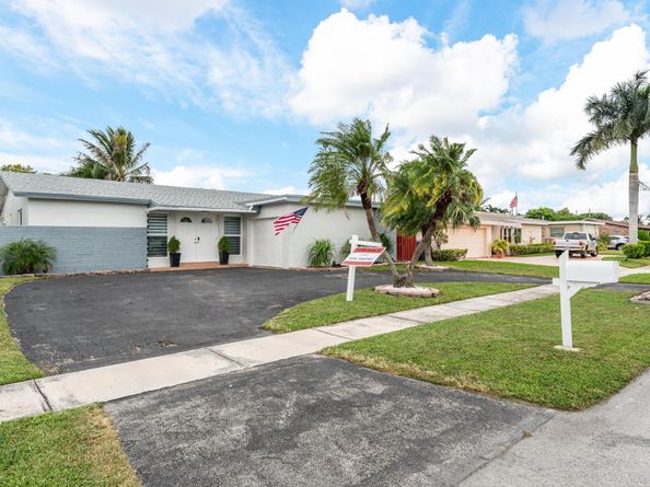 9511 NW 21st Mnr, Sunrise FL 33322