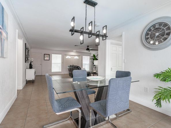 9511 NW 21st Mnr, Sunrise FL 33322