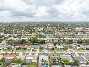 9511 NW 21st Mnr, Sunrise FL 33322