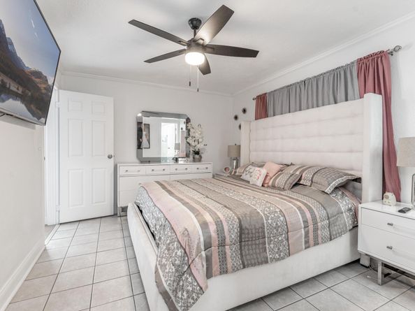 9511 NW 21st Mnr, Sunrise FL 33322