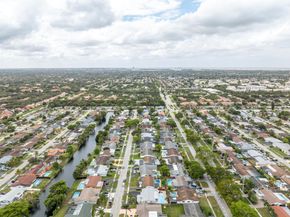 9511 NW 21st Mnr, Sunrise FL 33322