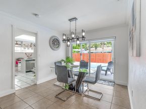 9511 NW 21st Mnr, Sunrise FL 33322