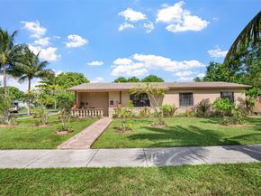 45 NE 212th St, Miami FL 33179