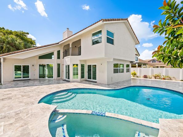 23162 L'Ermitage Circle, Boca Raton FL 33433
