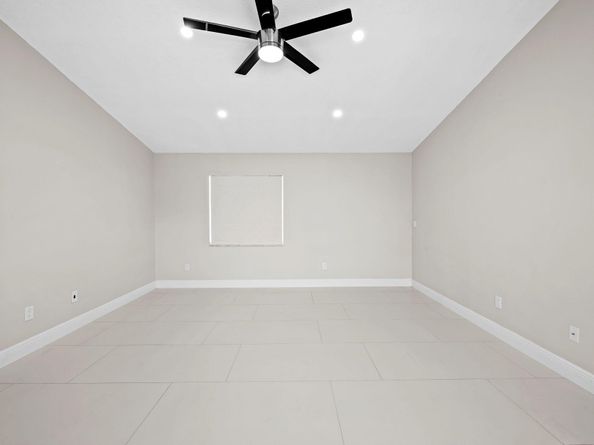 23162 L'Ermitage Circle, Boca Raton FL 33433