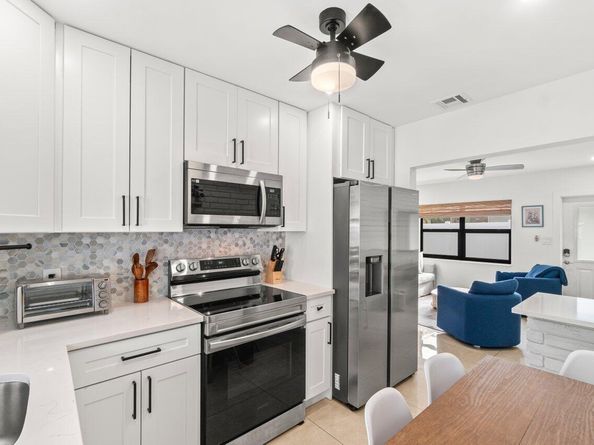 217 NE 11th Street 217219, Delray Beach FL 33444