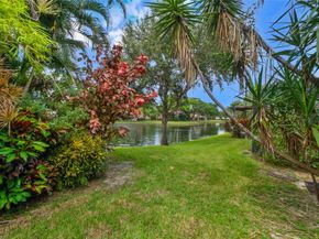 619 Deer Creek North Shore Dr 619, Deerfield Beach FL 33442