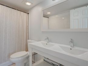 5600 N Flagler Drive 907, West Palm Beach FL 33407