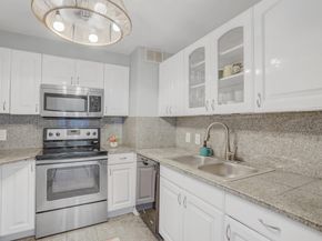 5600 N Flagler Drive 907, West Palm Beach FL 33407