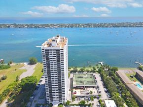 5600 N Flagler Drive 907, West Palm Beach FL 33407