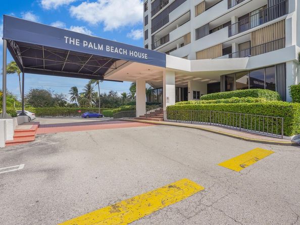 5600 N Flagler Drive 907, West Palm Beach FL 33407