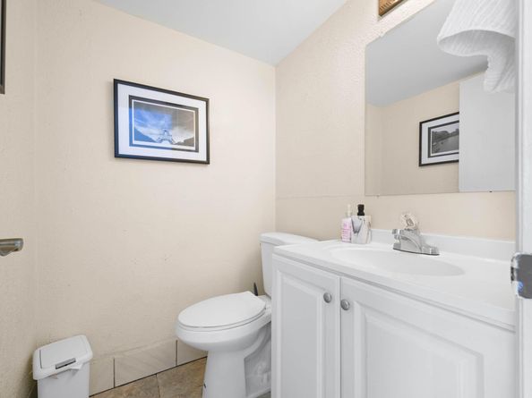 3755 Mil Stream Ct, Greenacres FL 33463