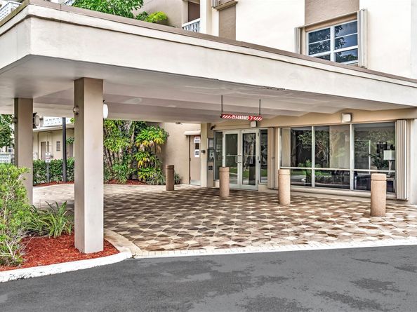 1831 NE 38th St 207, Fort Lauderdale FL 33308