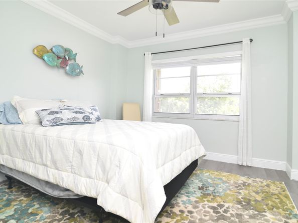 1831 NE 38th St 207, Fort Lauderdale FL 33308