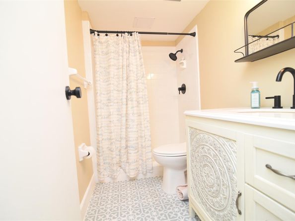 1831 NE 38th St 207, Fort Lauderdale FL 33308