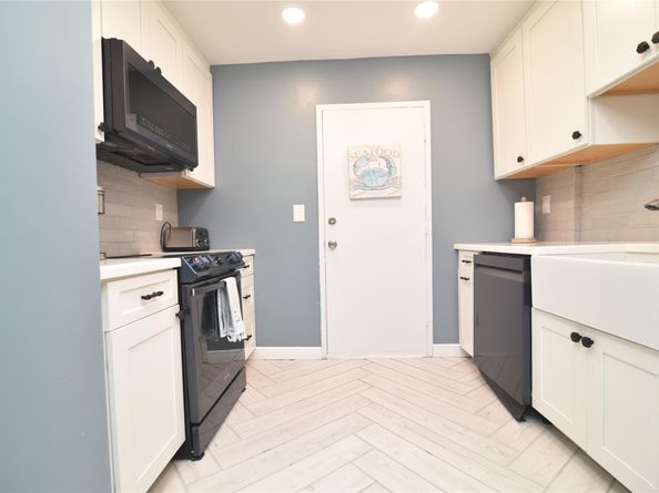 1831 NE 38th St 207, Fort Lauderdale FL 33308
