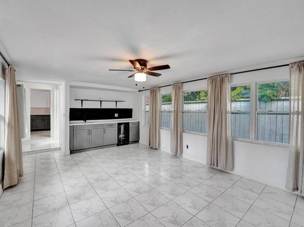 1836 SW 9th Ave, Fort Lauderdale FL 33315