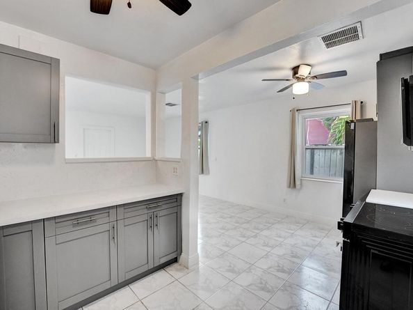 1836 SW 9th Ave, Fort Lauderdale FL 33315