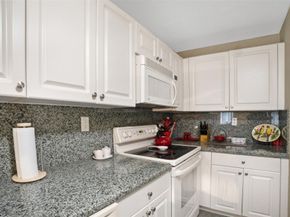 2990 Deer Creek Country Club Blvd 2990, Deerfield Beach FL 33442