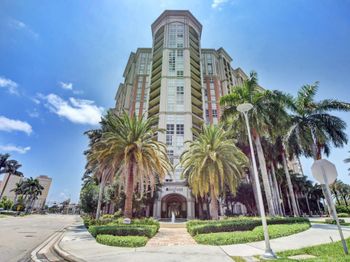 550 Okeechobee Boulevard