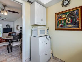 2555 Dudley Drive W E, West Palm Beach FL 33415