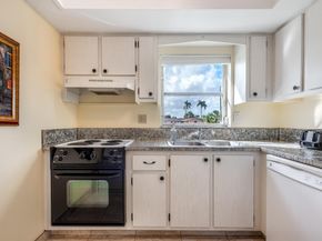 2555 Dudley Drive W E, West Palm Beach FL 33415