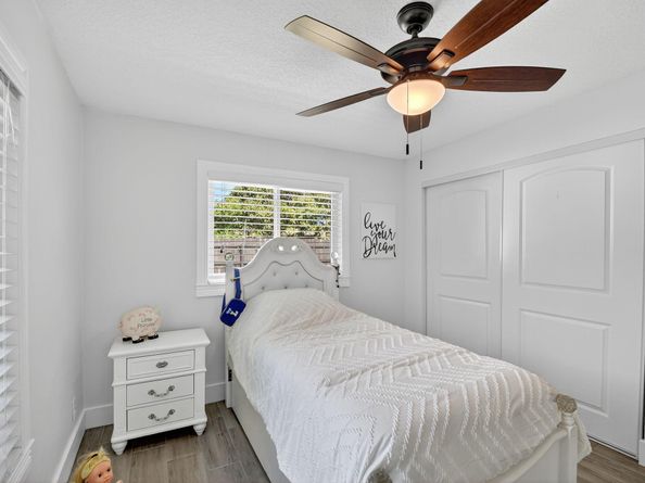 735 La Costa Way, Lantana FL 33462