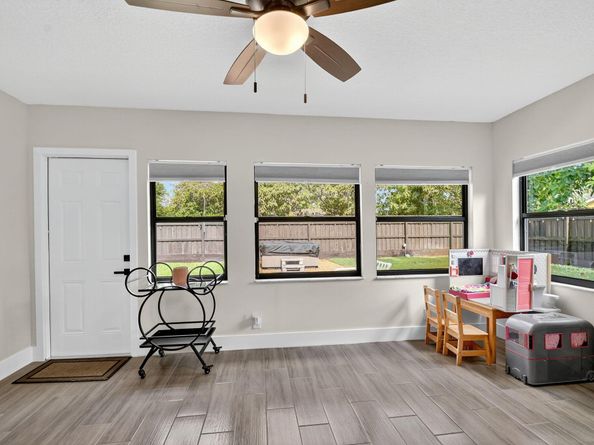 735 La Costa Way, Lantana FL 33462