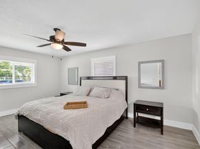 735 La Costa Way, Lantana FL 33462