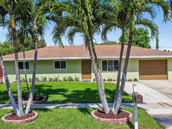 735 La Costa Way, Lantana FL 33462