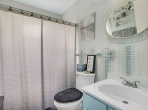5650 SW 91 Avenue, Miami FL 33173
