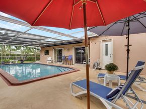 5650 SW 91 Avenue, Miami FL 33173