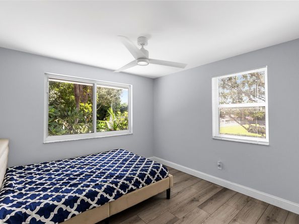 4770 SW 57th Ter, Davie FL 33314