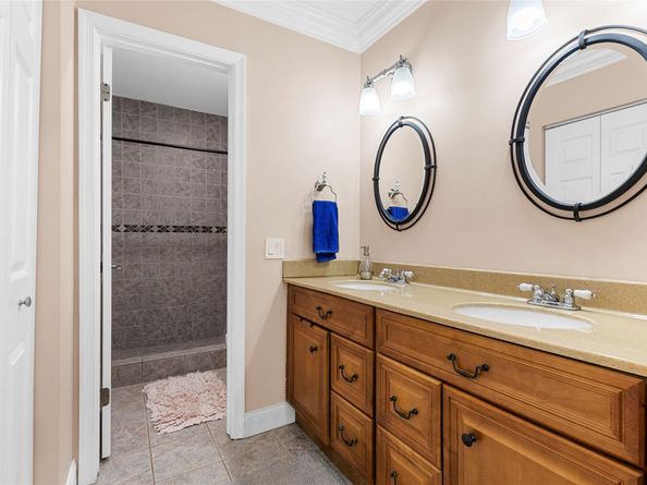 4770 SW 57th Ter, Davie FL 33314