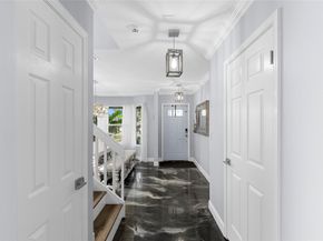 4770 SW 57th Ter, Davie FL 33314