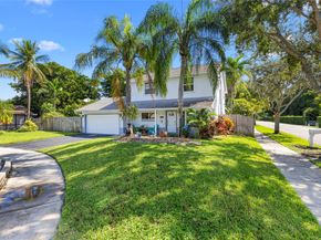 4770 SW 57th Ter, Davie FL 33314