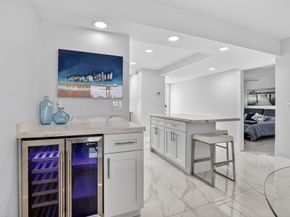 9623 S Hollybrook Lake Dr 204, Pembroke Pines FL 33025